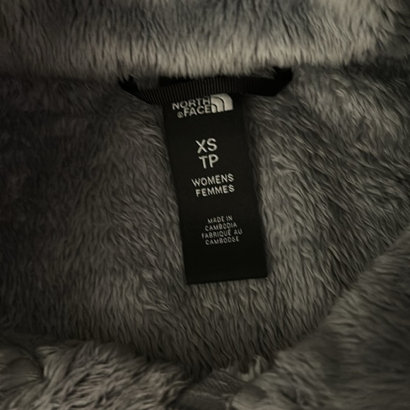 The North Face Zip Up - Picture 4 of 5